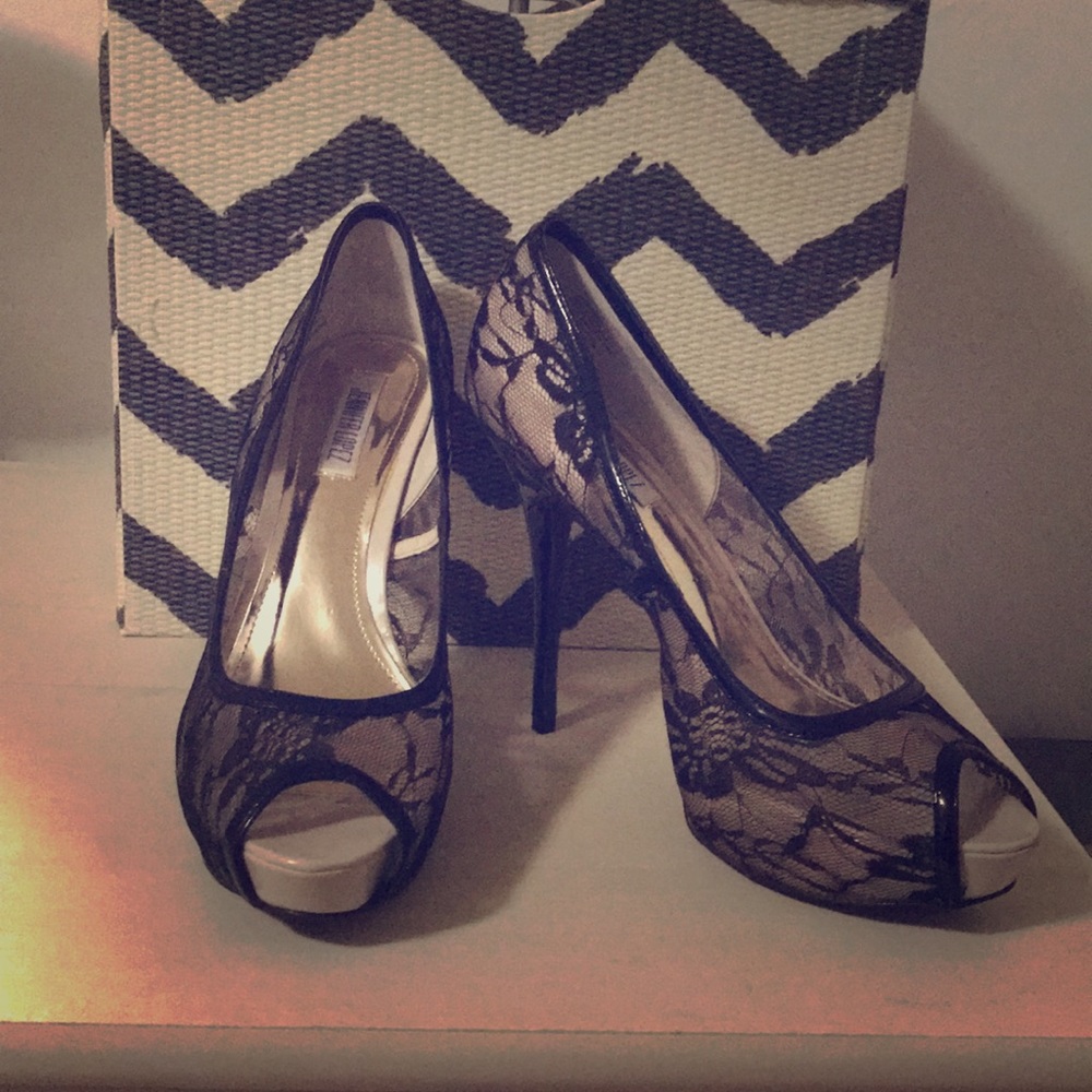 Jennifer Lopez Pumps